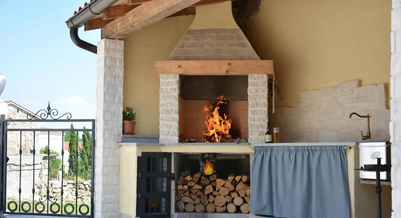 Casa Ferata - Holiday Home Vižinada